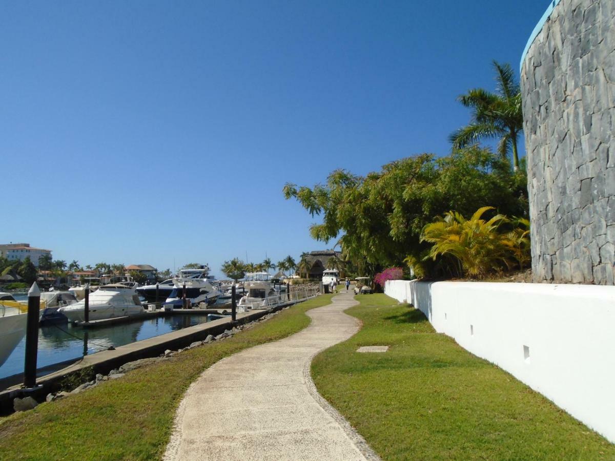 Villa Marina Porto Ixtapa 伊斯塔帕 外观 照片